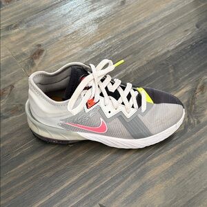 Nike LeBron 18 low bugs bunny space jam